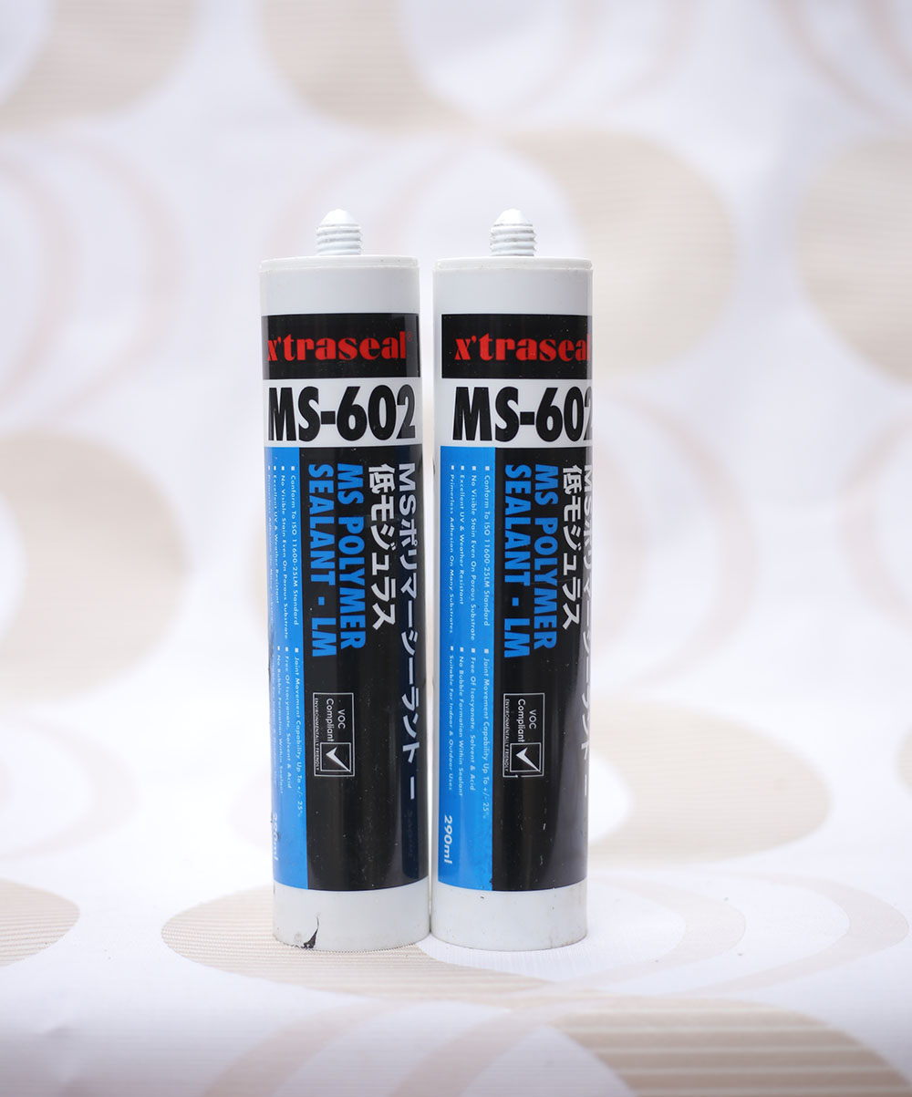 Keo chạy chỉ mạch đá X’traseal MS-602 290ml